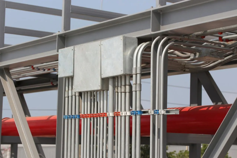 TUBERIAS Y ACCESORIOS